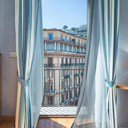 Casa D'Amare Bed & Breakfast เนเปิลส์ ภายนอก รูปภาพ