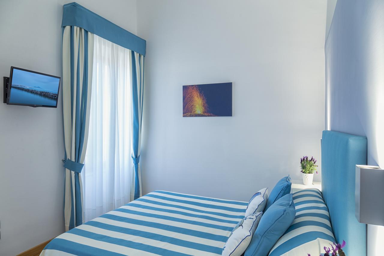 Casa D'Amare Bed & Breakfast เนเปิลส์ ภายนอก รูปภาพ